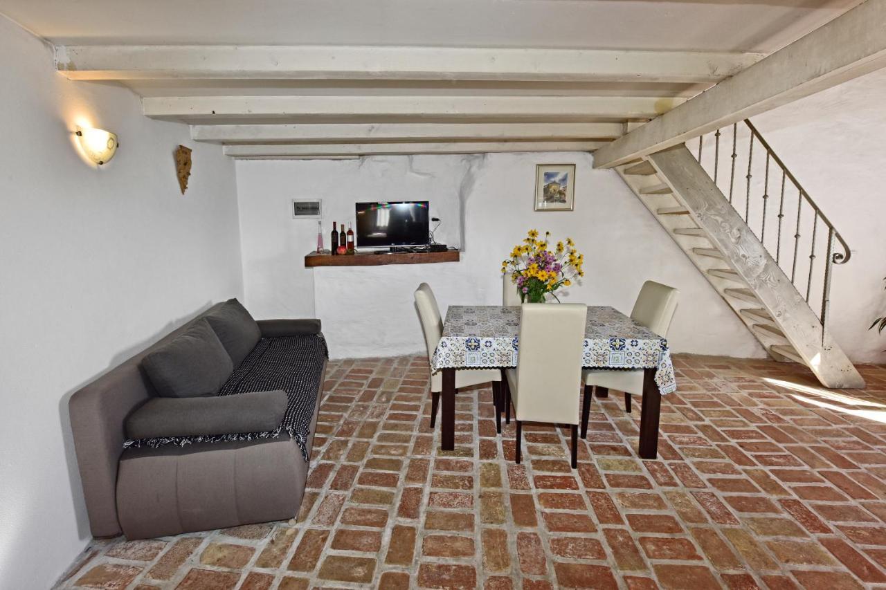 Villa Fragola Мотовун Екстериор снимка